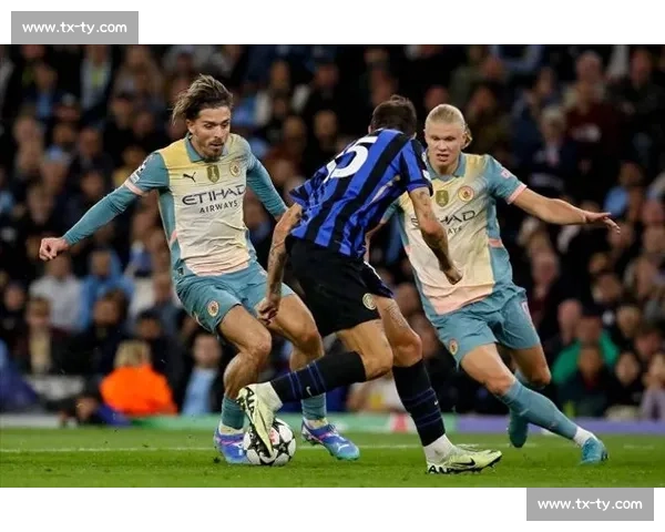 欧冠历史经典决赛全景回顾与传奇豪门巅峰对决深度盘点荣耀瞬间 - 副本 (2) - 副本