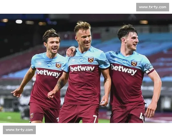 赛事直播高清畅享全球体育盛宴精彩瞬间实时互动平台多屏同步观看 - 副本 - 副本 - 副本 - 副本 - 副本 (2)