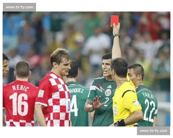 足球比赛中红黄牌的含义判罚规则与影响解析及其对比赛结果的作用 - 副本 - 副本 (3)