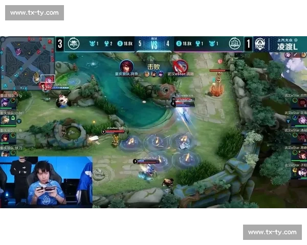 洲际杯赛场风云再起全球顶级俱乐部争夺荣耀之战 - 副本 (2)