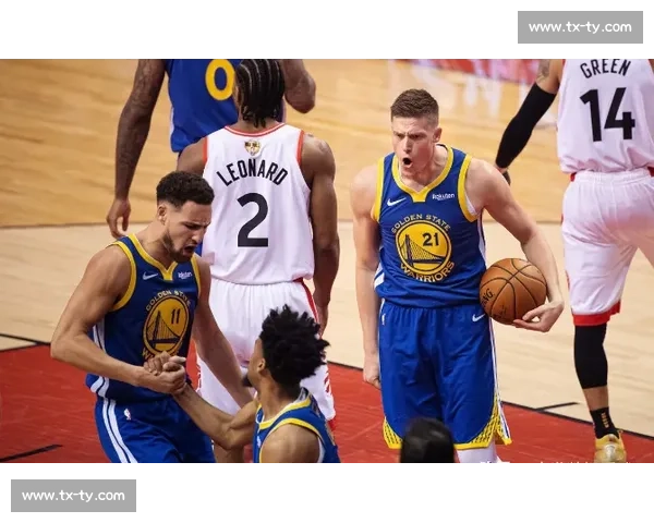 篮球比赛在线平台：实时数据分析与互动观看体验革新 - 副本 (2) - 副本