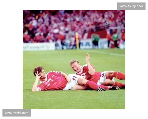 精彩回顾世界杯经典对决 球迷必看赛事录像合集 - 副本