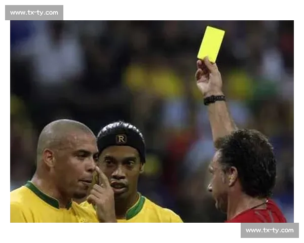 足球比赛中红黄牌的意义及其对比赛的影响分析 - 副本 (2) - 副本